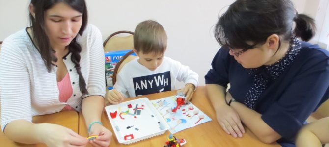 2 декабря, занятие «Необычной школы» в Гуманитарном центре — библиотеке им. семьи Полевых. Фото