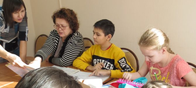 13 января, занятие «Необычной школы» в Гуманитарном центре — библиотеке им. семьи Полевых. Фото